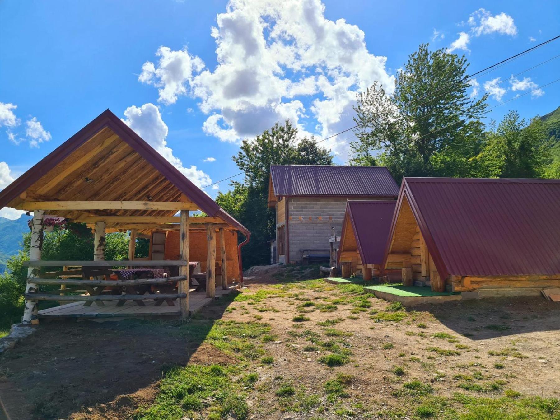 Bungalows Malagic Gusinje Luaran gambar