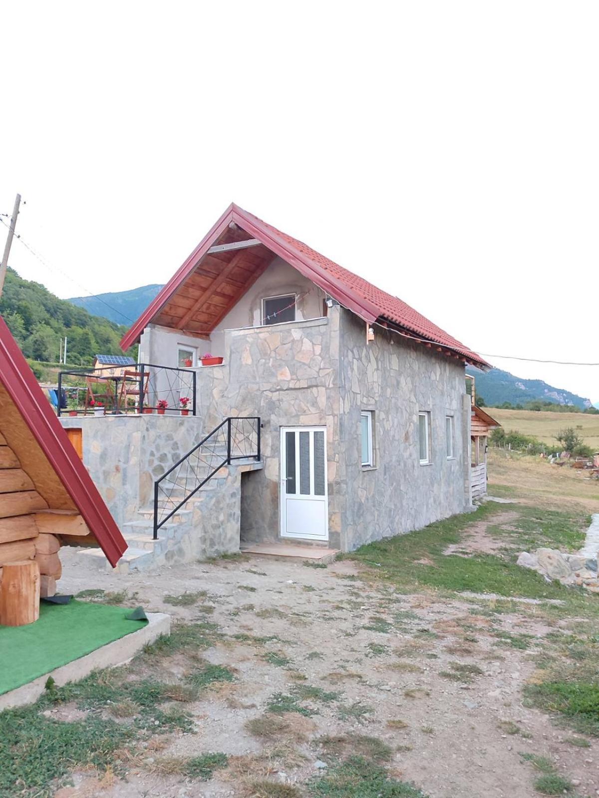 Bungalows Malagic Gusinje Luaran gambar