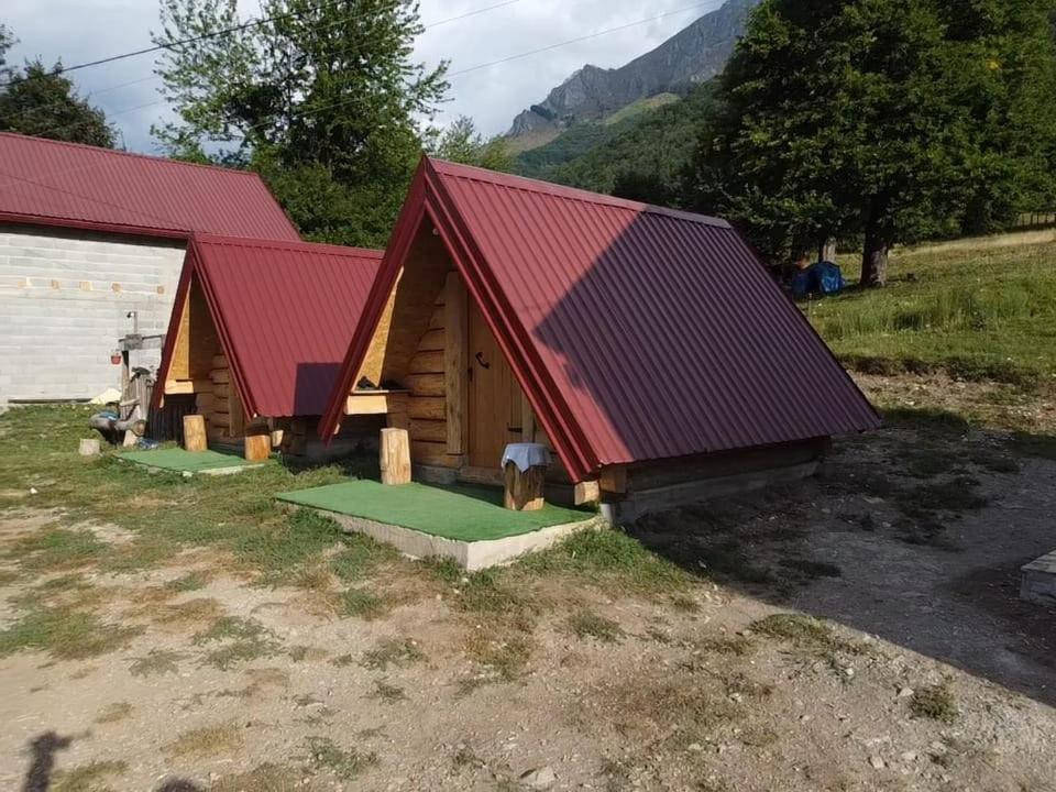 Bungalows Malagic Gusinje Luaran gambar