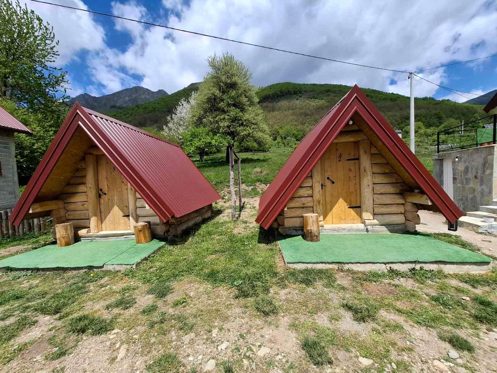 Bungalows Malagic Gusinje Luaran gambar